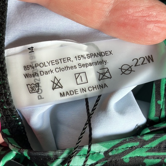 Aqua Eve Swimwear Top - Size 22W - Picture 6 of 10